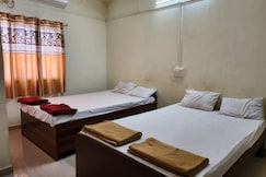 AADARSH LODGE AND DORMITORY, Dhule