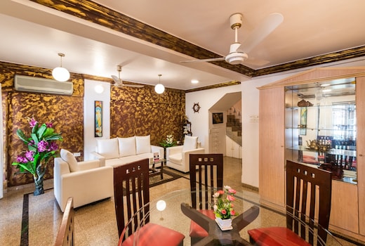 Bungalow suite By Gagal Homes