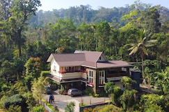 Flower Valley Plantation Homestay, Munnar