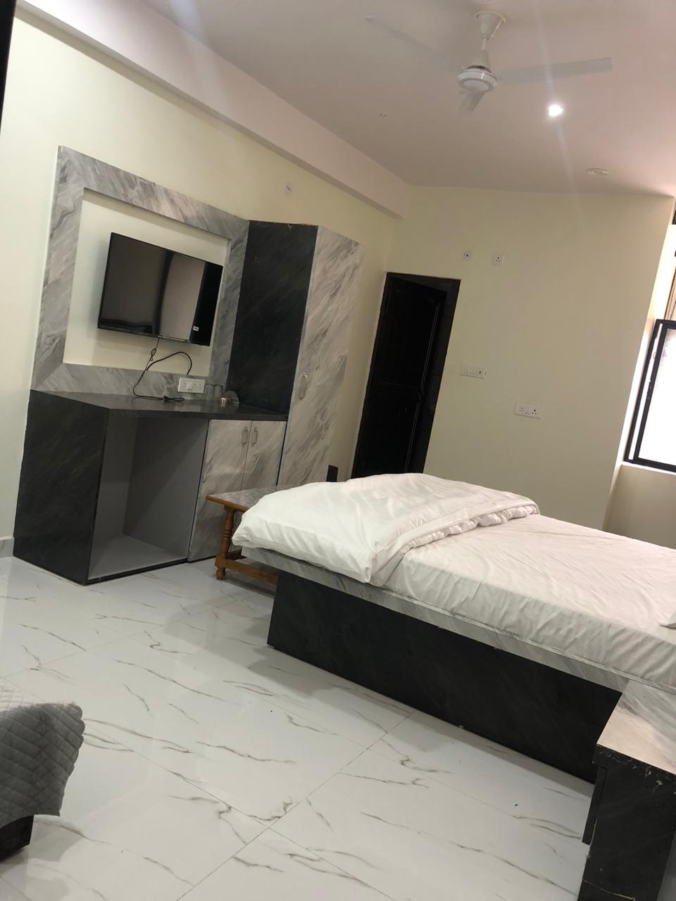 HOTEL ANAND SHREE - Tap to explore photos