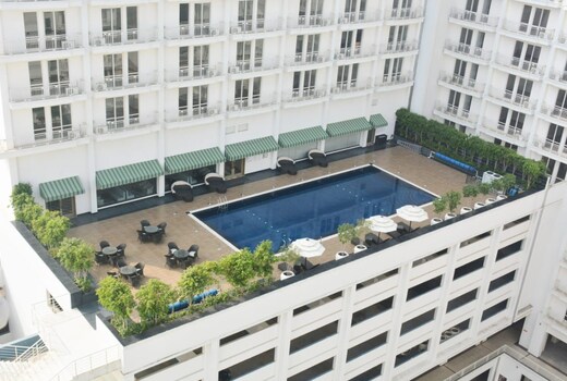 The Amerin Suites