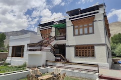 Labrang Home Stay, Pangong