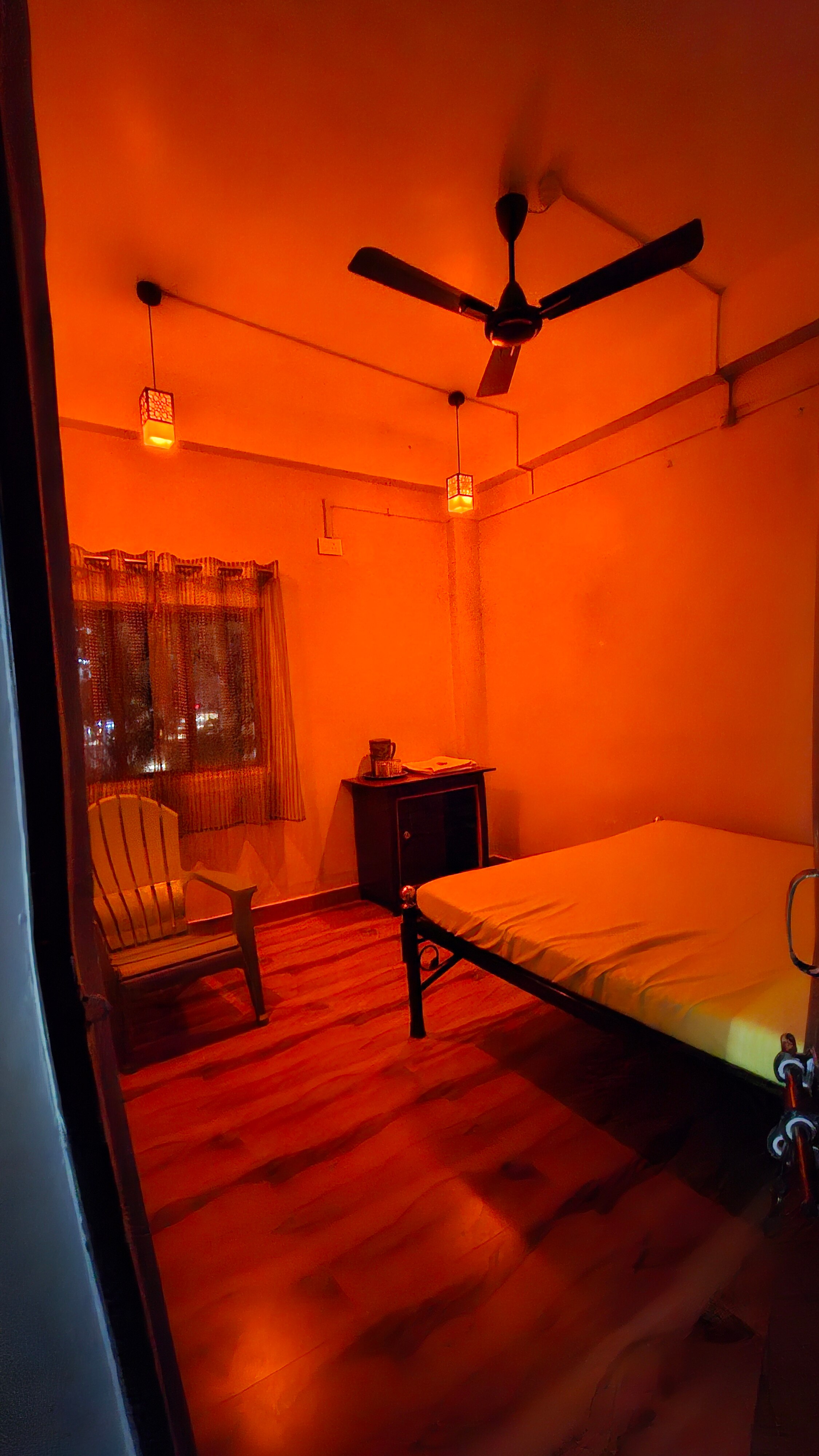VYAPTI Guest House - Tap to explore photos