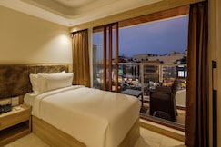 Olwen Suites, Cochin