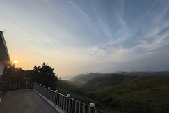 Mayflower villa 3BHK Stay with Valley View, Vagamon