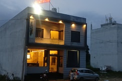 Shri Vishwakarma Palace - 1.5 KM from Khatu Shyam Temple, Khatu