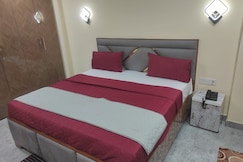 Elvok Hotels Sector 62, Noida