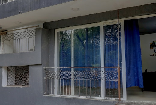 Hotel O by OYO the royal villa