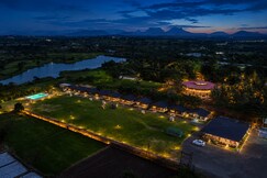Shreephal luxurious Resort- Best resort in saputara, Saputara