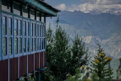 Mountain Eyr, Gushaini
