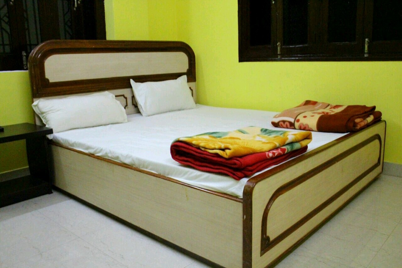 Maa Padmavathi Guest House - Tap to explore photos