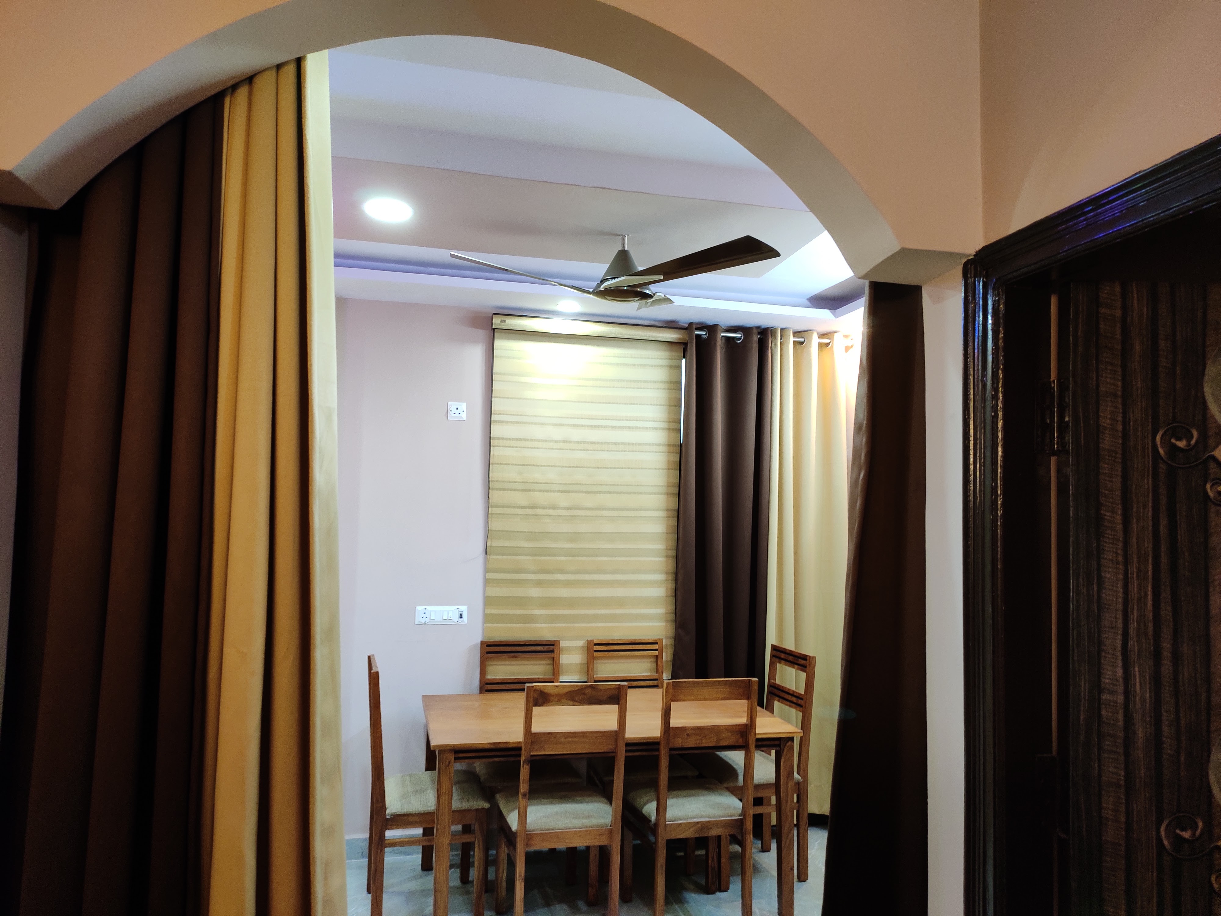 River View Delhi Home Stay - Tap to explore photos