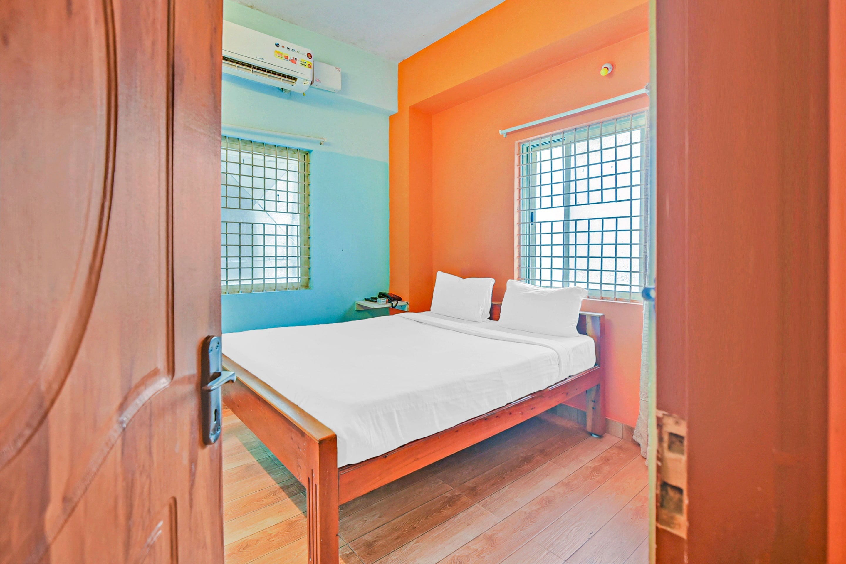 Hotel O Sri Sai Guru Comforts - Tap to explore photos