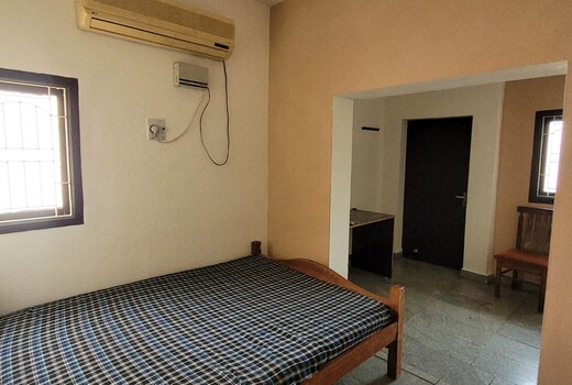 Uthamar illam Home stay