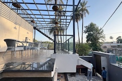 Daddys Den Mount Abu, Mount Abu