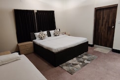 Downtown at P-255, Kolkata