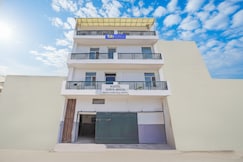 FabHotel Hazel Town House, Delhi