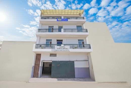 FabHotel Hazel Town House