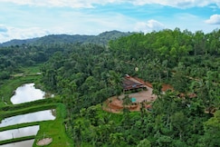 CoffeeINN Homestay - Water Activities, Jeep Ride, Home Food, Mudigere