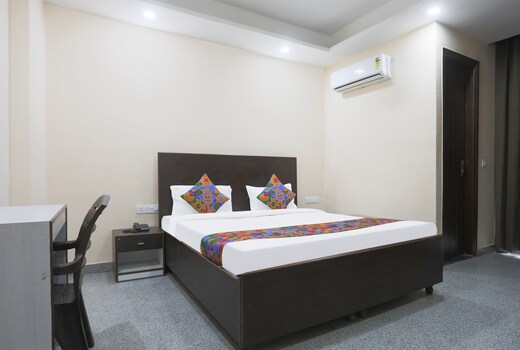 FabHotel Bliss Premium