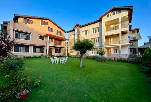 The Khayabaan- Luxurious Home Away From Home