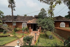 Pavoa Estate- A 4 Bedroom Farmhouse Villa, Goa