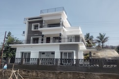 Bro Code Lets Stay Homely, Marayoor