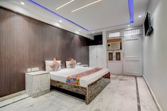 FabHotel Red Leaf Stay, Delhi