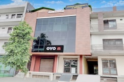 Hotel O Vrishti Residency And Hotels, Greater Noida