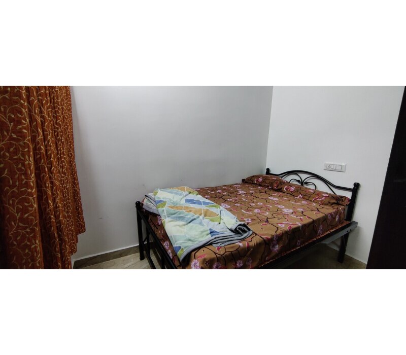 Cozy 2 bed room house with kitchen and wifi - Tap to explore photos