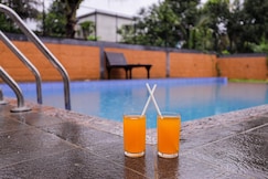 Sky Blue Homestay with Pool, Wayanad