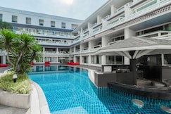 Radisson RED Phuket Patong Beach, Phuket