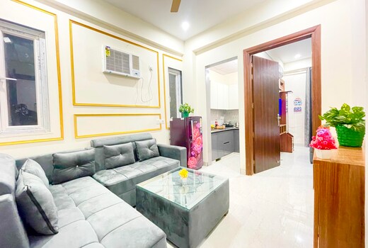1bhk, Luxury Apt, Couple, Family, Patient long stay by Instay