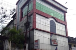 Hotel Priya, Chenganoor