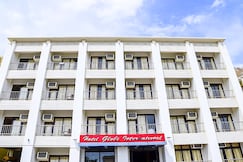 Globe International, Puri