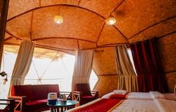 Glamping Stone Dome House