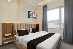 Super Collection O B.R. Ambedkar Park Taramandal Formerly Shree Krishna Inn, Gorakhpur