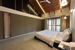 StayGuru Luxury Villa, Bhuj