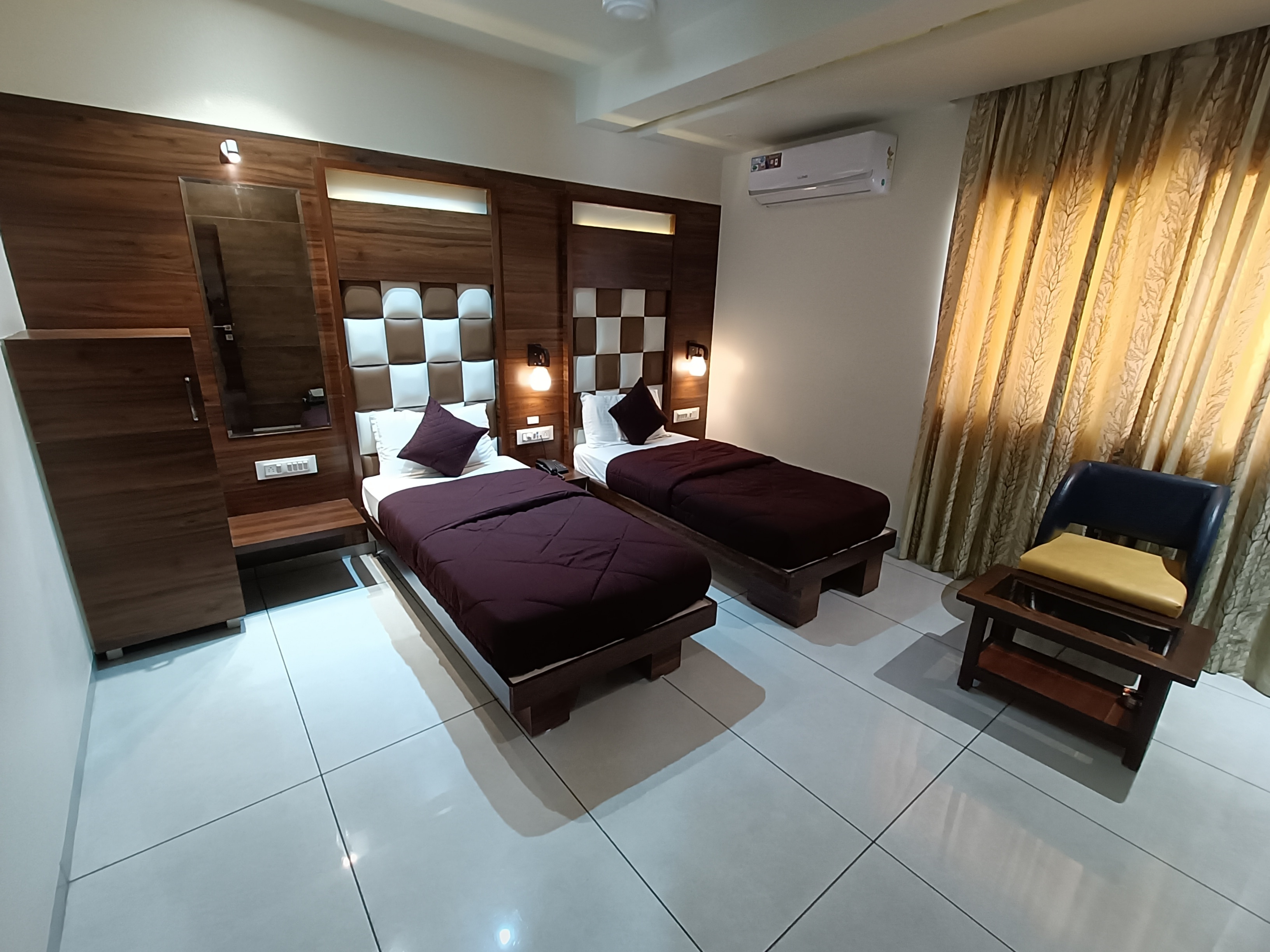 Hotel Viram & Guest House - Tap to explore photos
