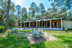 StayVista at Colonial Retreat, Ranikhet