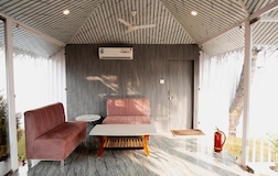 Deluxe room with balcony