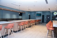 Holiday Inn & Suites - Fayetteville W-Fort Bragg Area, Hoke