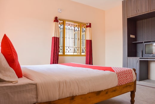 Hotel O Caroline Homestay