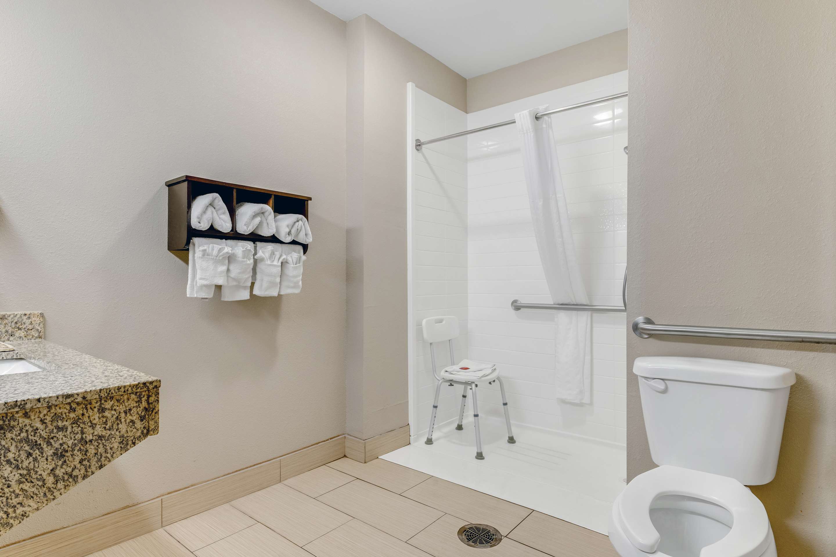 SureStay Plus Hotel by Best Western Owasso Tulsa North - Tap to explore photos