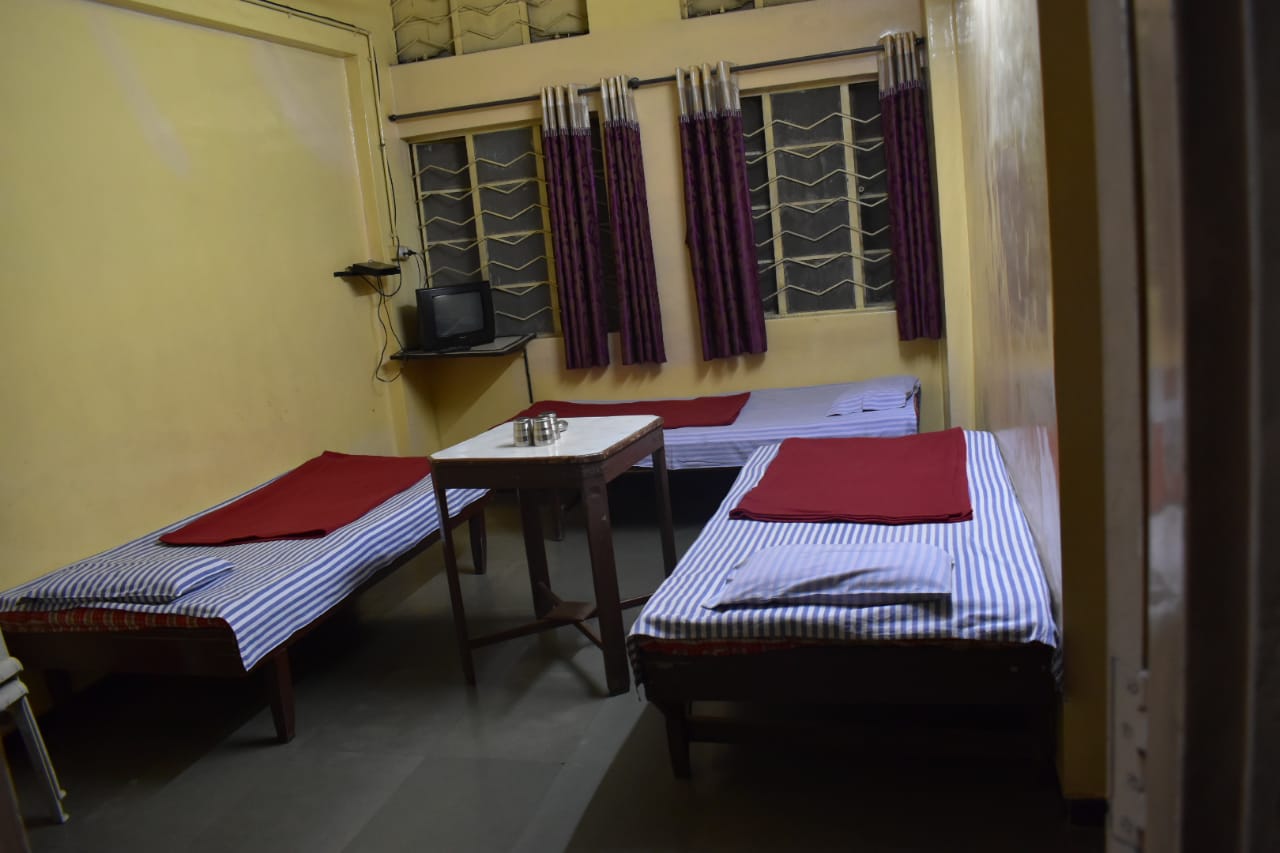 Luxury Triple Non AC Room 1