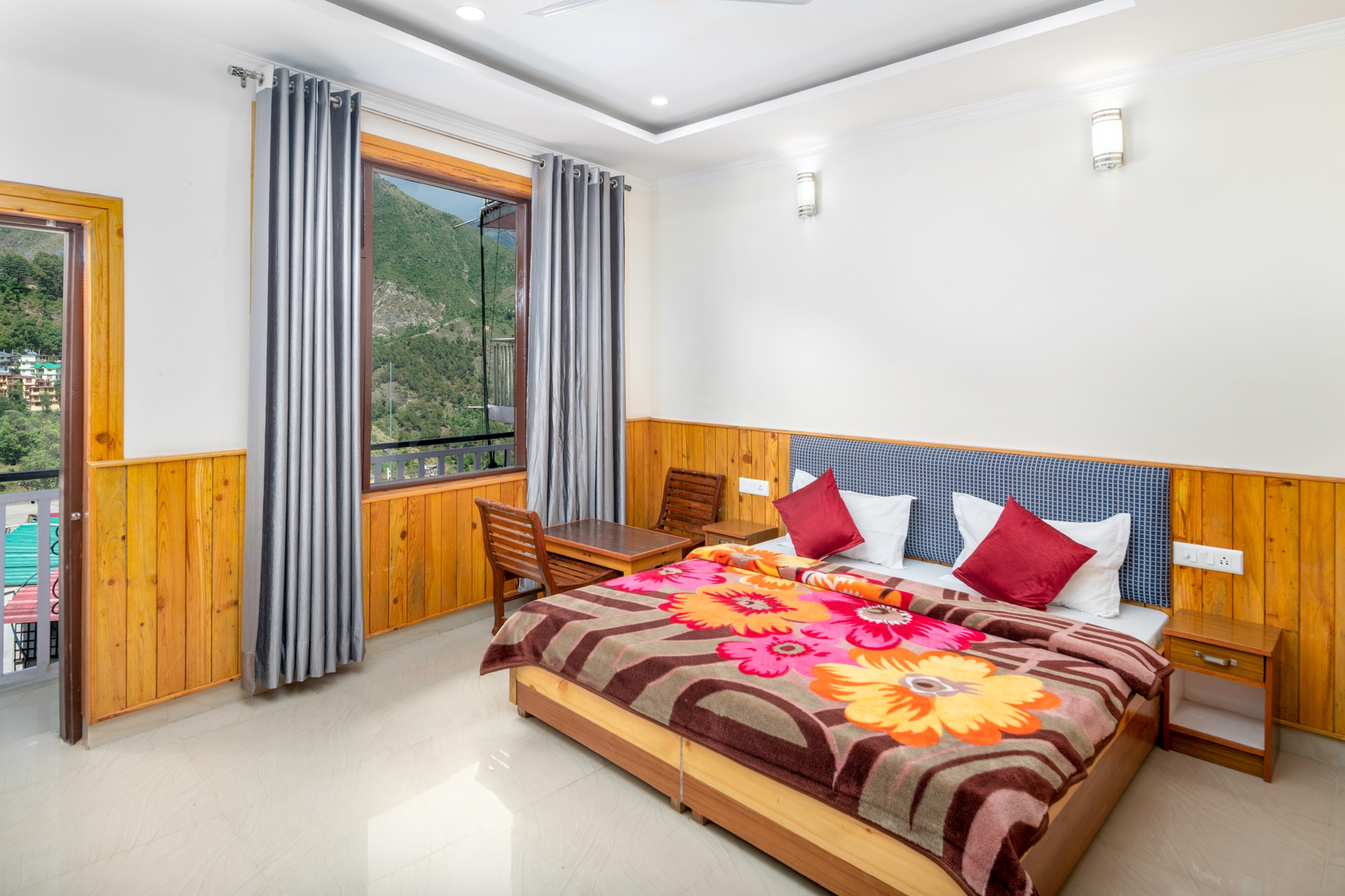 The Posh Hotel | Heart of Mall Road, Hassle-Free Covered Parking - Tap to explore photos