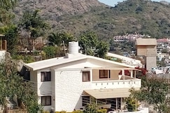 The Abu Villa, Mount Abu