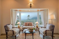 Saffronstays Cottage Aaraish Suite Room, Mukteshwar