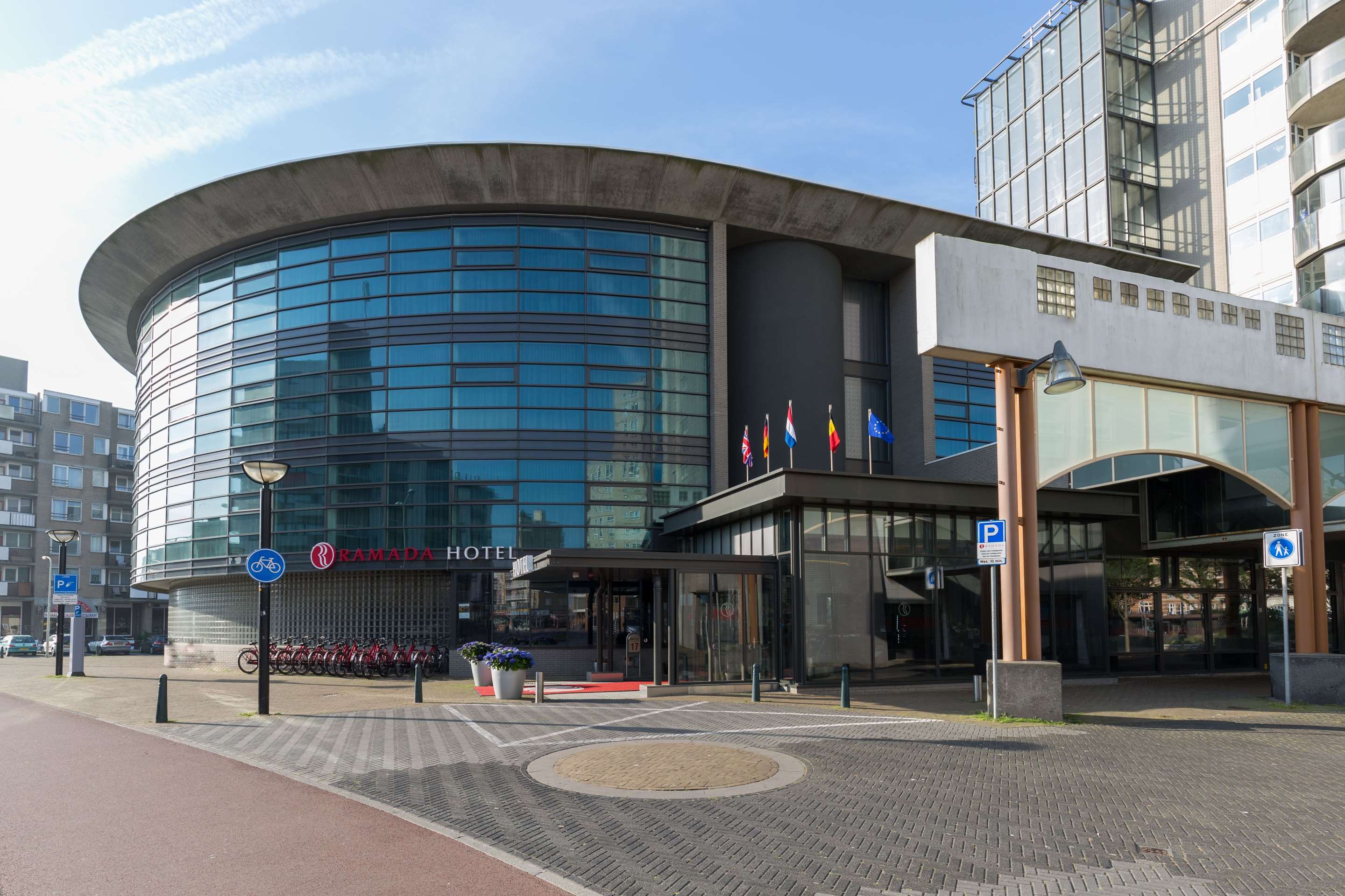 Ramada by Wyndham The Hague Scheveningen - Tap to explore photos