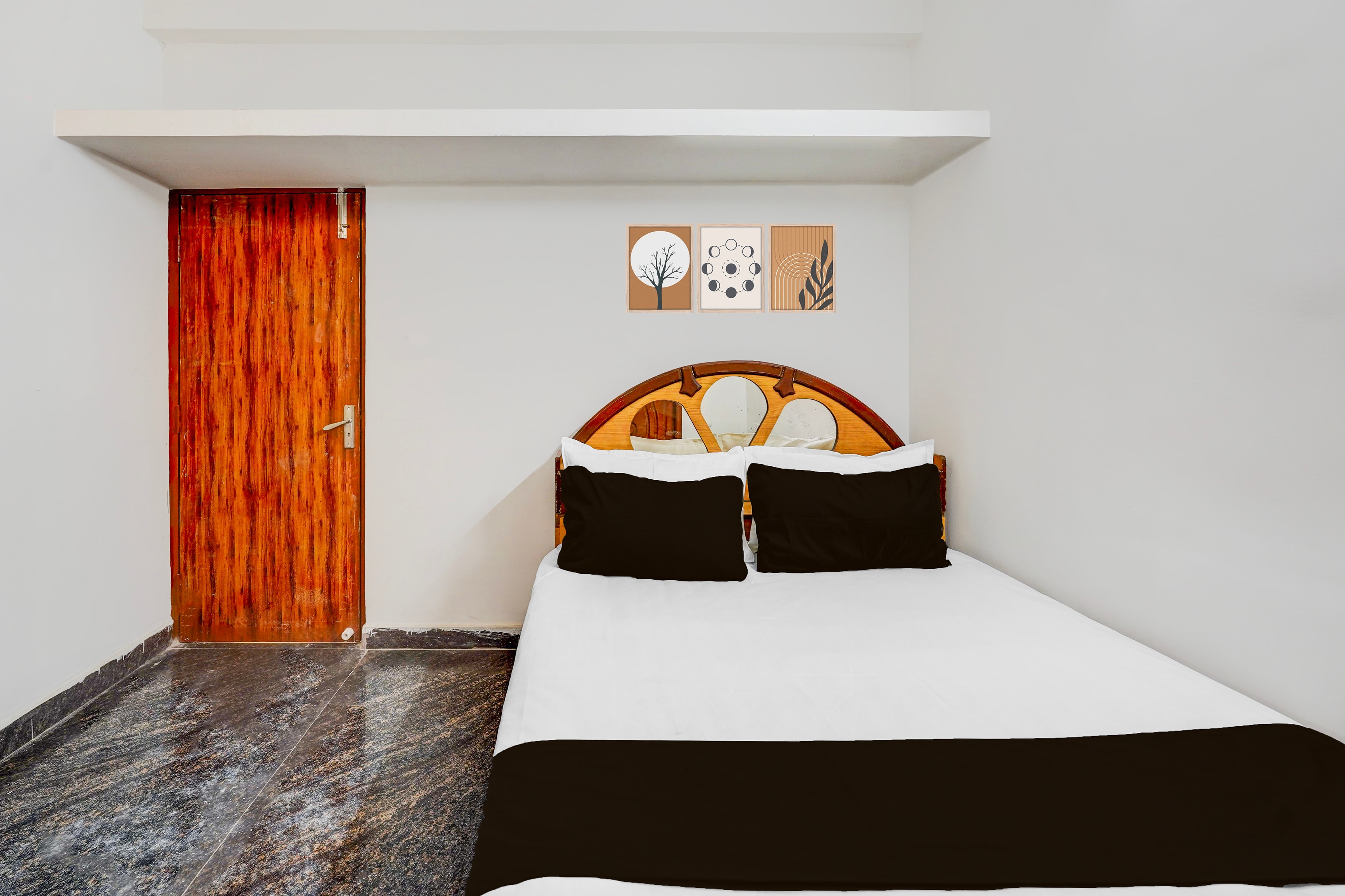 Hotel O Eswar Residency Avadi - Tap to explore photos